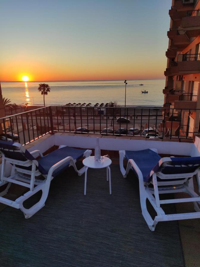 Atico Primera Linea Marina Beach Fuengirola Bagian luar foto