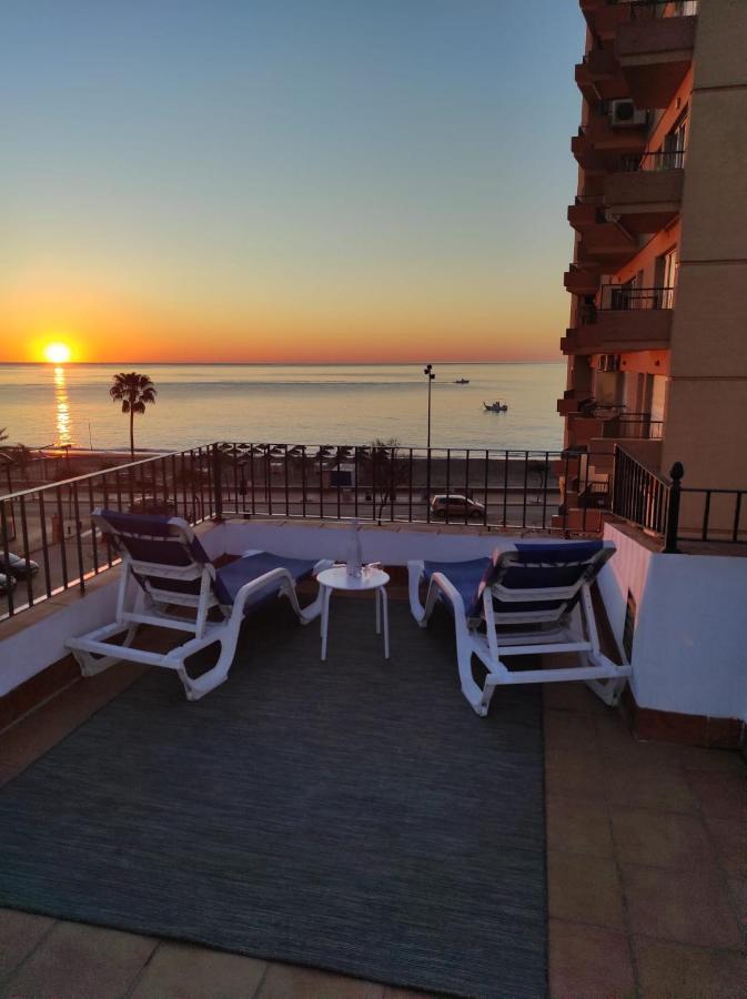 Atico Primera Linea Marina Beach Fuengirola Bagian luar foto