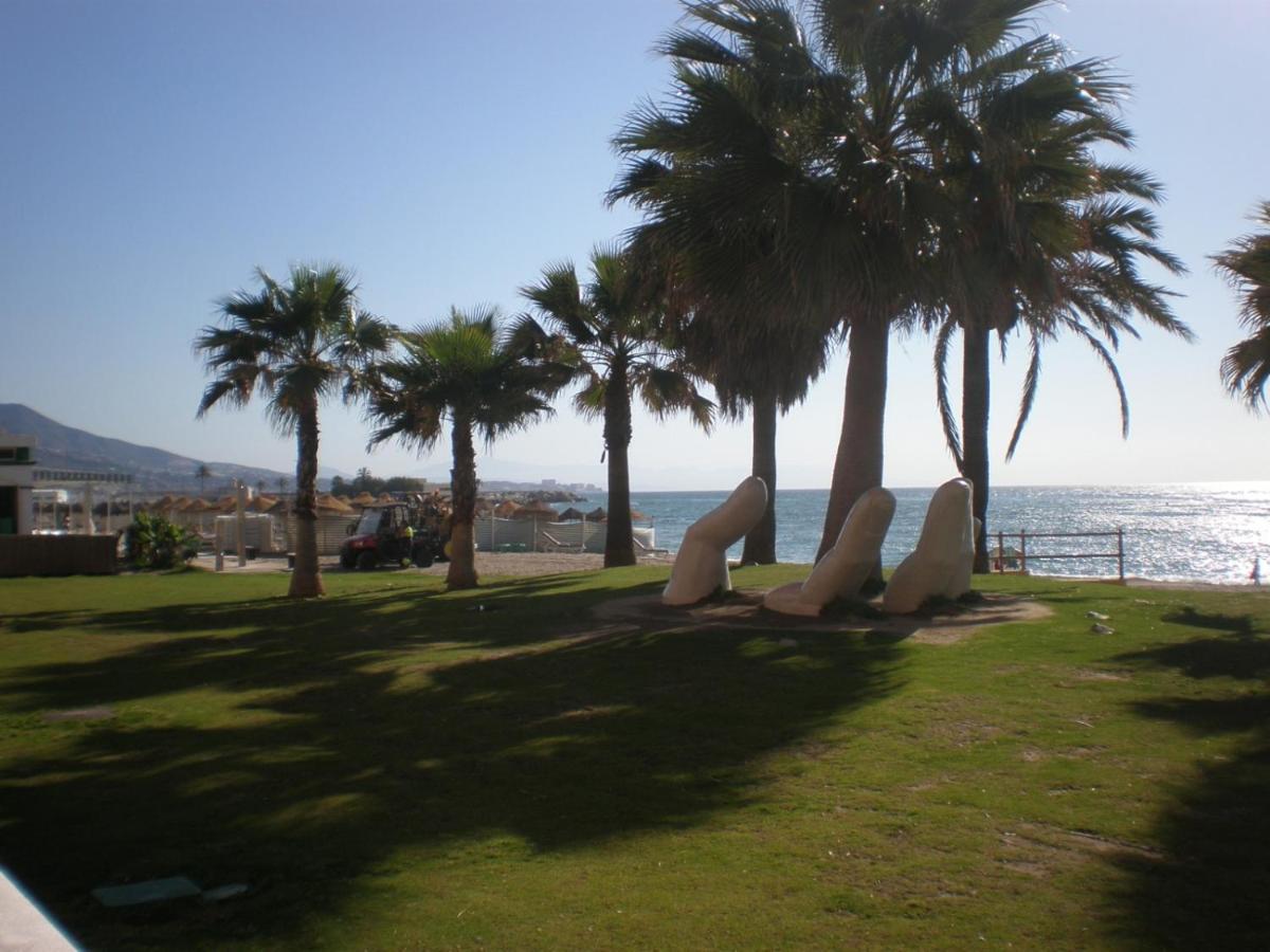 Atico Primera Linea Marina Beach Fuengirola Bagian luar foto