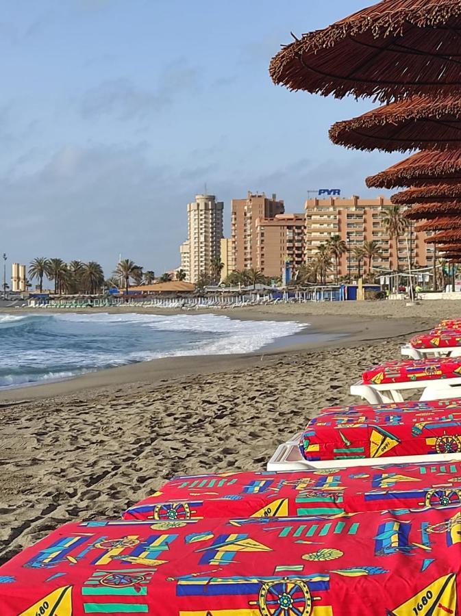Atico Primera Linea Marina Beach Fuengirola Bagian luar foto