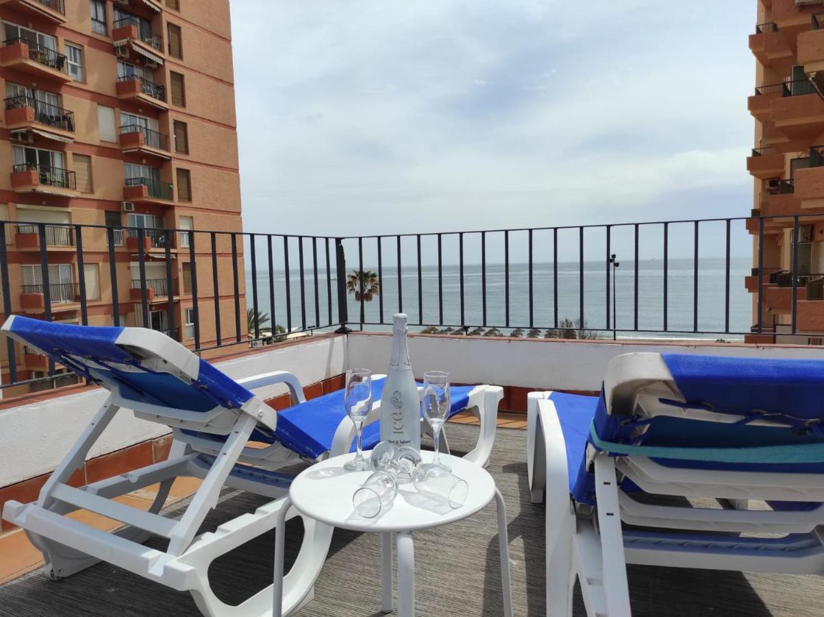 Atico Primera Linea Marina Beach Fuengirola Bagian luar foto