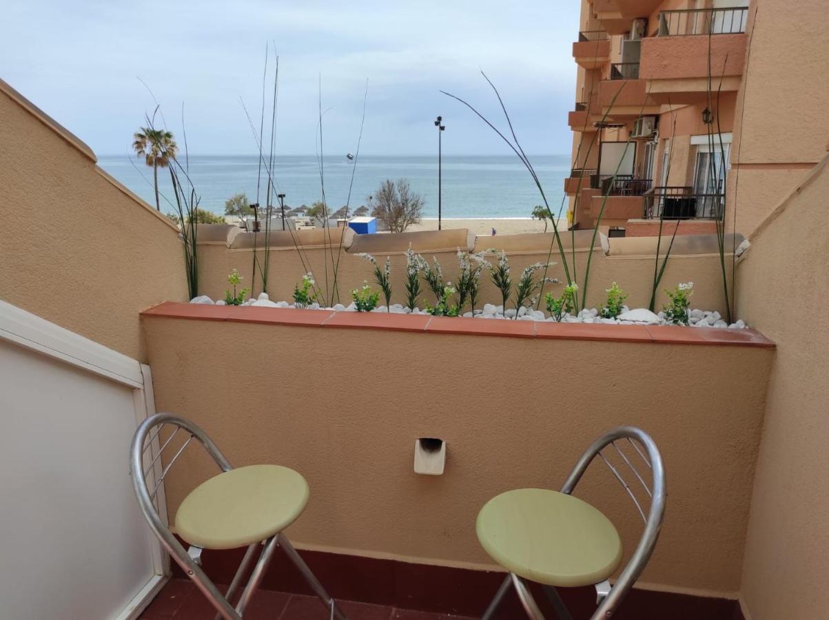 Atico Primera Linea Marina Beach Fuengirola Bagian luar foto